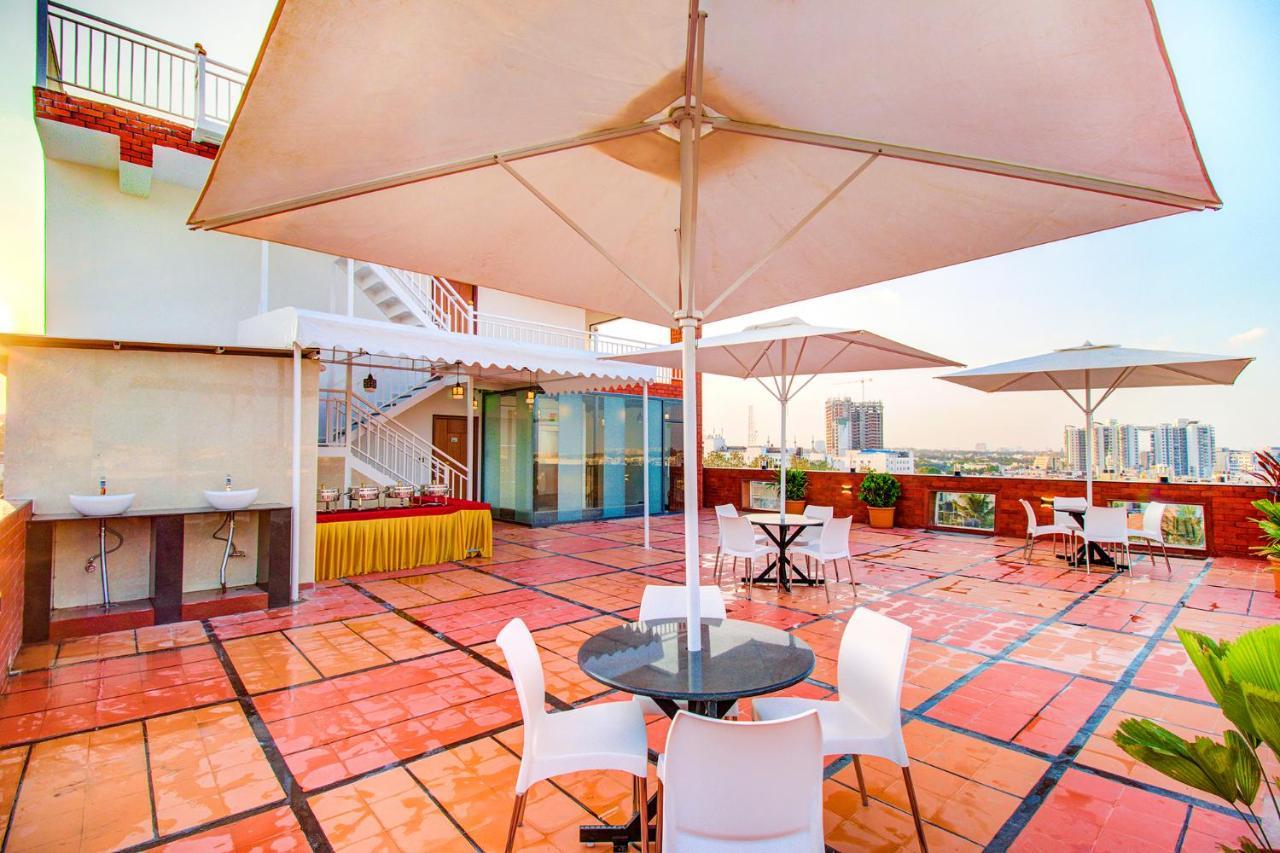 Fabhotel The Royal Suites - Nr Gopalan Innovation Mall Bangalore Extérieur photo