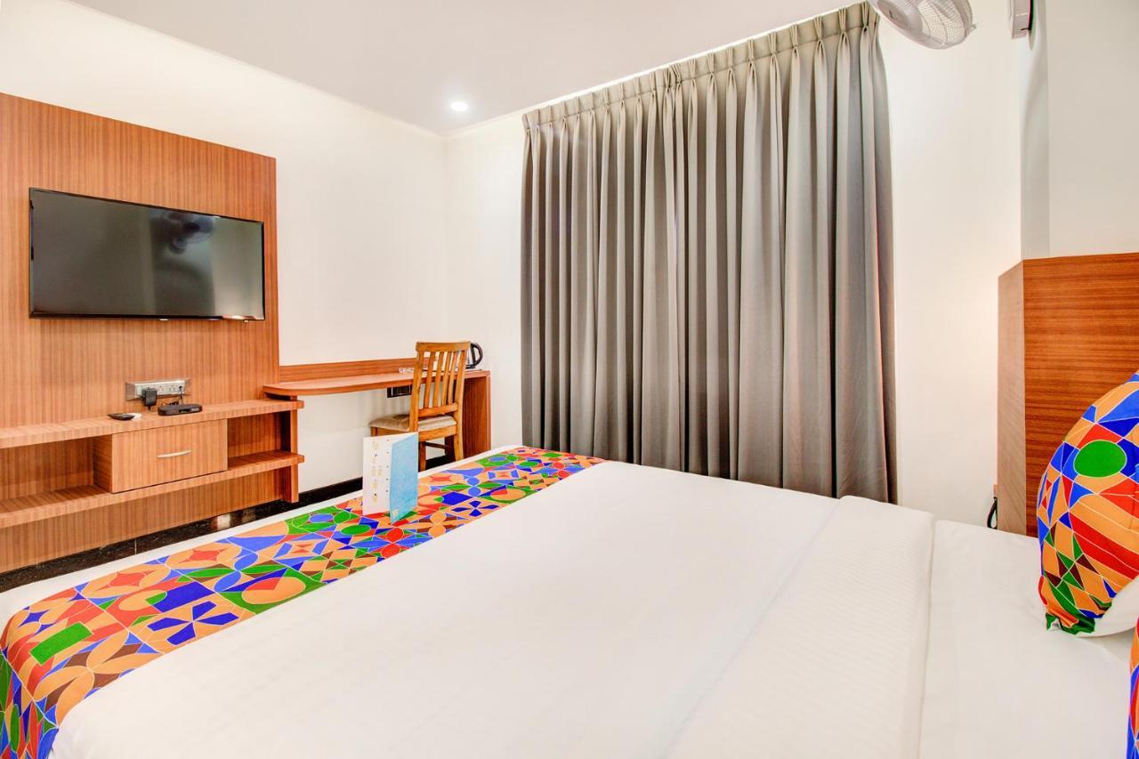 Fabhotel The Royal Suites - Nr Gopalan Innovation Mall Bangalore Extérieur photo