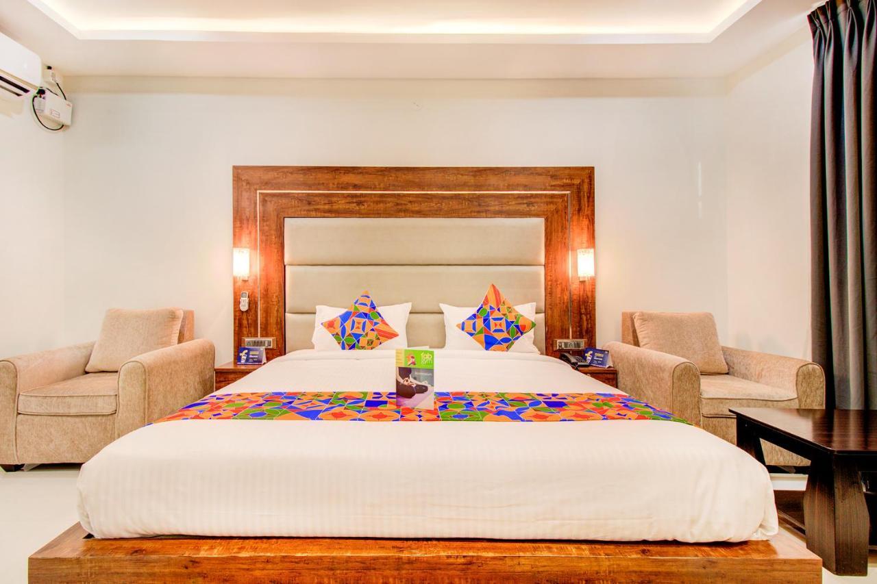 Fabhotel The Royal Suites - Nr Gopalan Innovation Mall Bangalore Extérieur photo