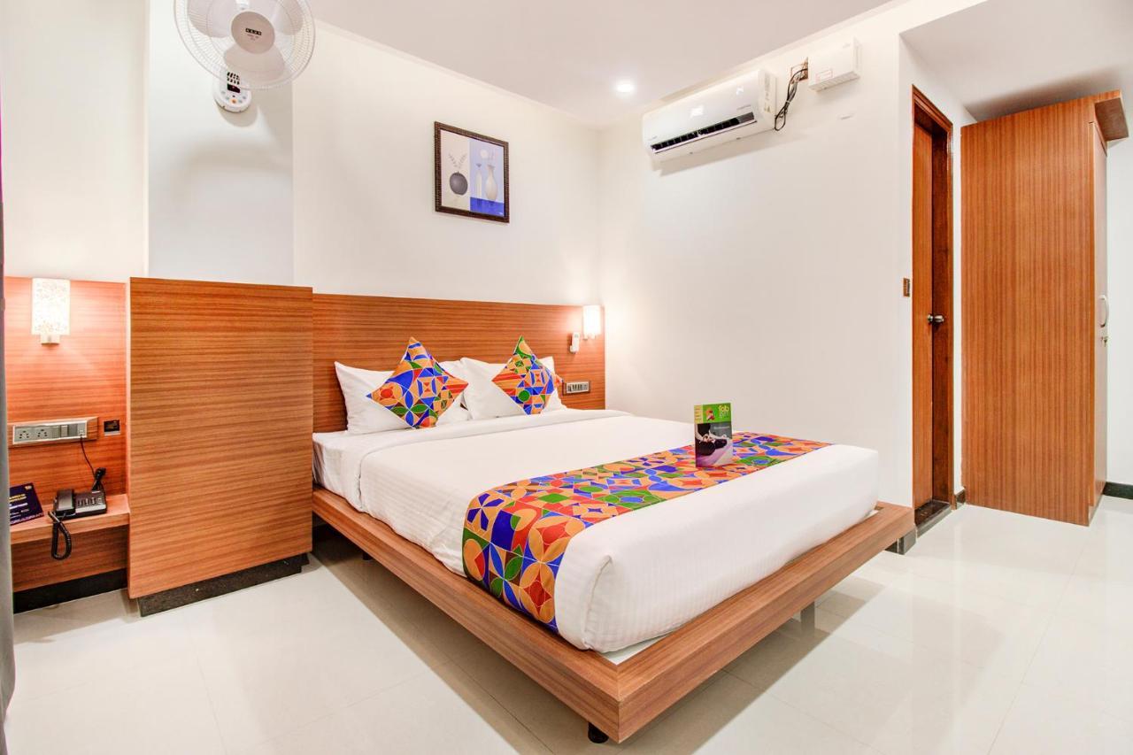 Fabhotel The Royal Suites - Nr Gopalan Innovation Mall Bangalore Extérieur photo