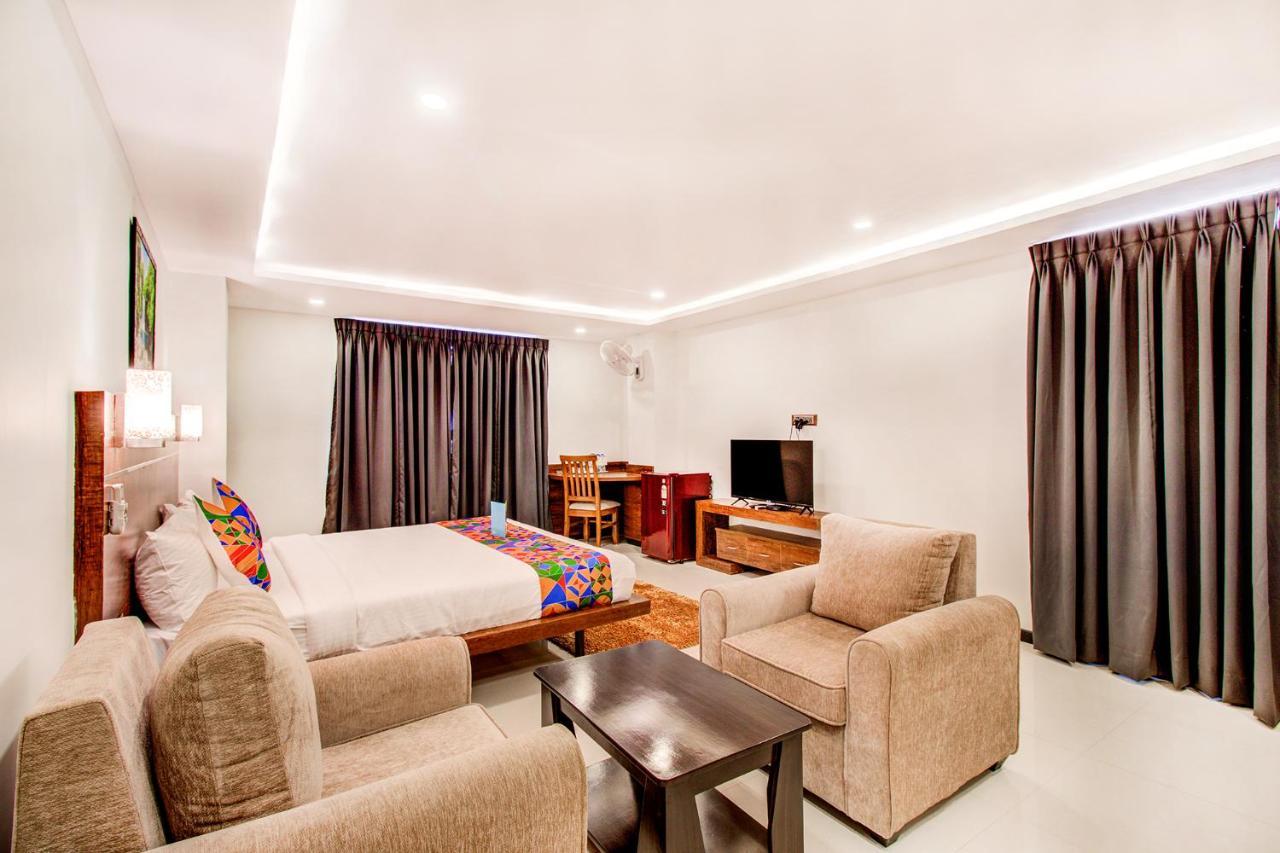 Fabhotel The Royal Suites - Nr Gopalan Innovation Mall Bangalore Extérieur photo