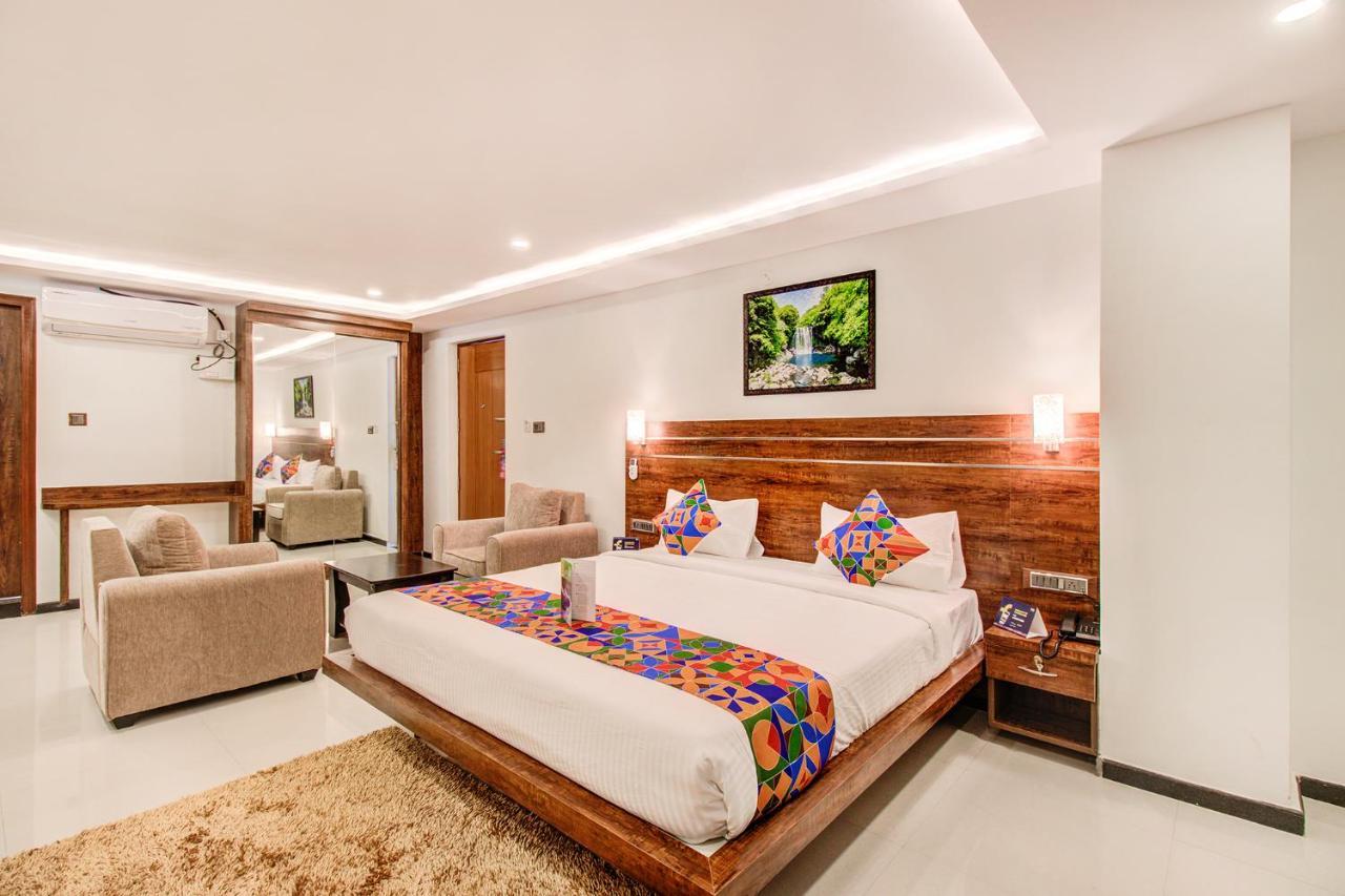 Fabhotel The Royal Suites - Nr Gopalan Innovation Mall Bangalore Extérieur photo